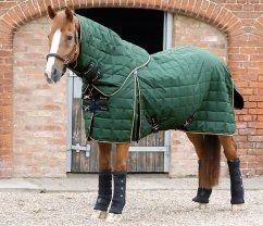 Stájová deka pro koně s krčním dílem Premier Equine Lucanta 200g