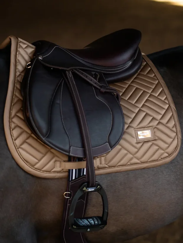 Set EQUESTRIAN STOCKHOLM Modern Champagne Jump Full