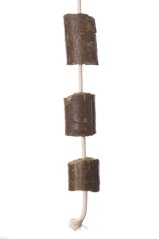 Závesná, zdravá zábava z lucerny so zeleninovými kúskami a kanabisom pre kone obsahuje CBD, balenie 2kg - 2 kusy