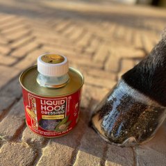 Zlatý olej na kopyta KEVIN BACON'S Hoof Dressing Liquid Glitter Edition 500ml