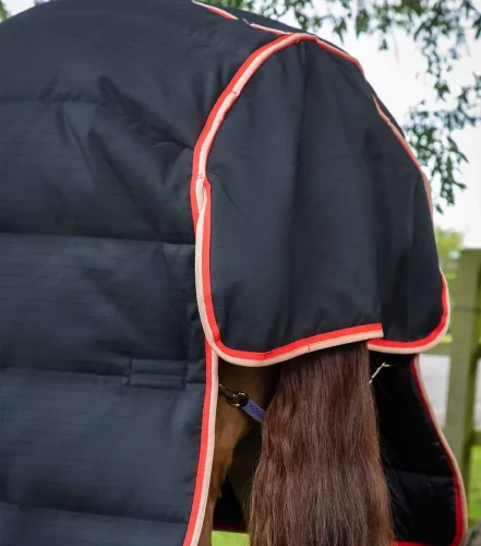 Stájová deka Buster Premier Equine 200g s krčním dílem