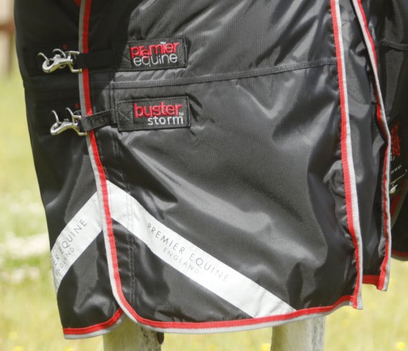 Nepromokavá výběhová deka pro koně Premier Equine Buster Storm s krčním dílem 400g