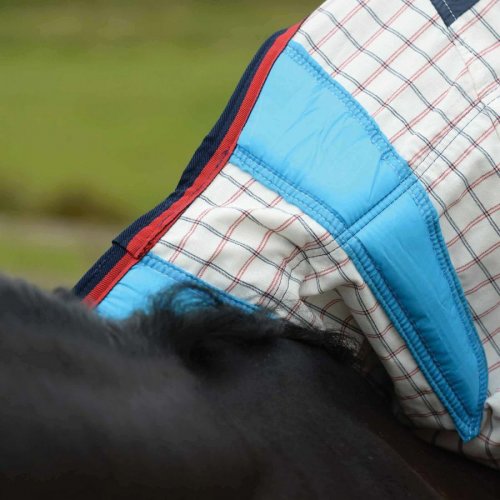 Letní deka WeatherBeeta s krkem a UV ochranou