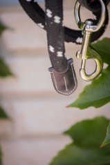 Penelope Leine mit Lederelementen