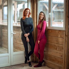 Functional leggings under B VERTIGO Roxie pants