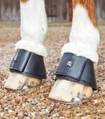 Zvony pro koně Premier Equine Carbon s beránkem