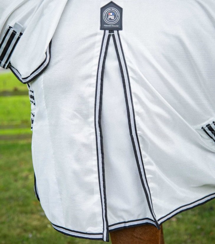 Síťová/ nepromokavá deka proti hmyzu s krčním dílem Premier Equine ShowerTex 155cm