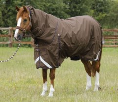 Nepromokavá výběhová deka pro koně Premier Equine Buster s krčním dílem 400g