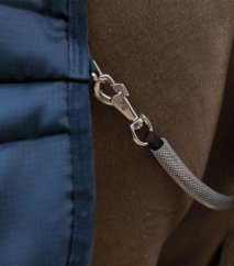 Zateplená stájová deka Premier Equine Stratus s odnímatelným krčním dílem, 200g