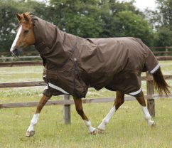 Nepromokavá výběhová deka pro koně Premier Equine Buster s krčním dílem 400g