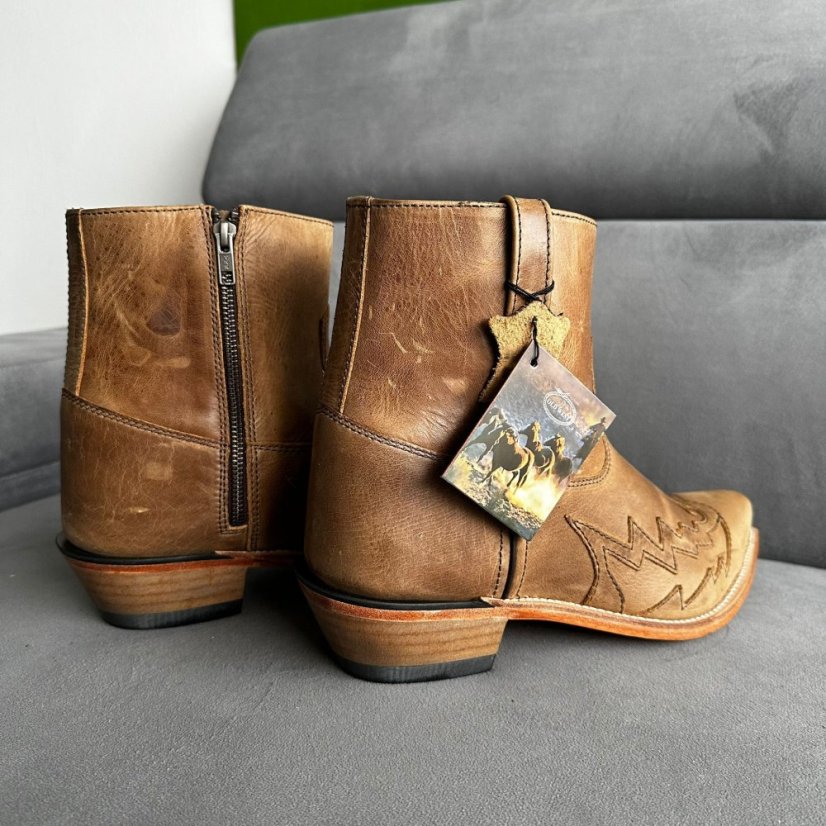 Nízké pánské westernové boty OLD WEST MF1512