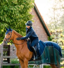 Odpocovací deka Horseware Signature Sport Cooler