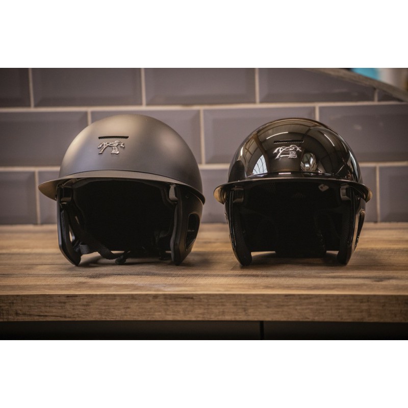 Jezdecká helma PENELOPE Long visor + výplň 58 a 59 M